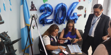 El objetivo de unirse al billete conmemorativo fue llevar un mensaje de prevención de la violencia sexual, explotación y trata. (Foto: SVET)