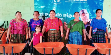 Mides entrega insumos esenciales en Alta Verapaz./Foto: Mides.