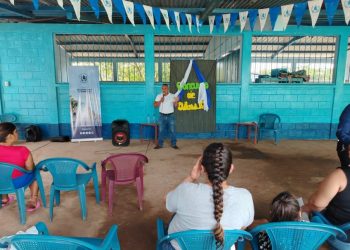 Escuelas Seguras fortalece la responsabilidad parental en Champerico