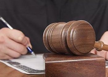 La Corte de Apelaciones del Quinto Circuito en Nueva Orleans determinó que el gobierno de EE. UU. no puede utilizar la Ley de Enemigos Extranjeros en deportaciones.