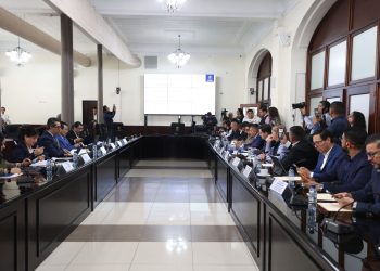 Minfin inicia diálogo del proyecto de Presupuesto 2026 en el Legislativo