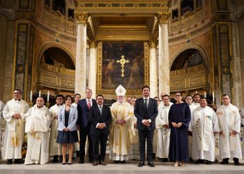 Santa Sede celebra misa en ocasión del 204 aniversario de independencia de los países centroamericanos. / Foto: Minex.