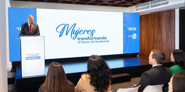 BCIE y la República de China (Taiwán) lanzan en Guatemala el Programa Financiero para Mipymes lideradas por mujeres. / Foto: BCIE.