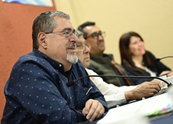 A Tu Tierra: Presidente Bernardo Arévalo sostiene reunión con autoridades de la gobernación de Santa Rosa