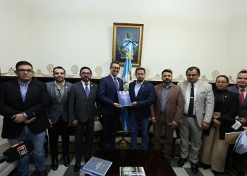 Ejecutivo entrega proyecto de presupuesto 2026 al Congreso de la República