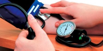 La OMS señala que la medicación para regular la presión es una de las herramientas más efectivas y económicas para enfrentar la hipertensión arterial.