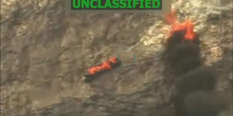 El gobierno de Estados Unidos asegura haber destruido en el mar Caribe una lancha venezolana que supuestamente transportaba drogas.