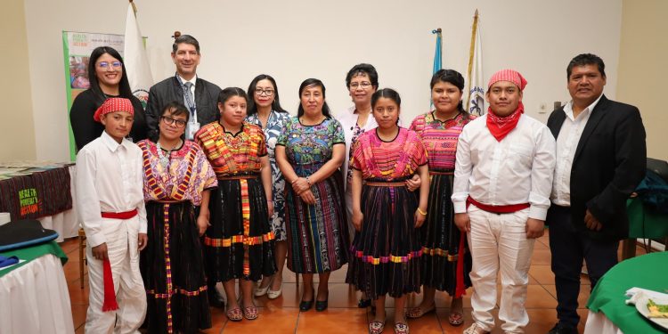 Reino Unido impulsa la inclusión en la salud pública en Quetzaltenango