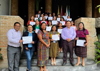 Concluyen diplomado sobre racismo y discriminación en Huehuetenango