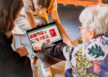 El proyecto "Memorias Sintéticas busca apoyar a personas adultas a recuperar sus recuerdos por medio de imágenes.