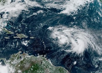 Se prevé la formación de una tormenta que afectaría islas del Caribe y la costa este de Estados Unidos.