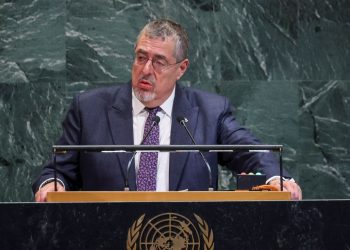 El presidente Bernardo Arévalo pronuncia su discurso durante la octogésima Asamblea General de la ONU.