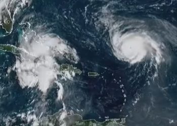 La tormenta tropical Imelda avanza hacia las costas de EE. UU. donde podría causar marejadas y fuerte oleaje.