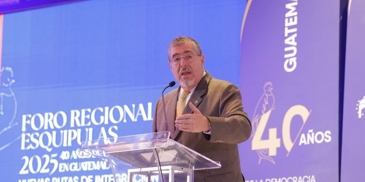 Presidente Bernardo Arévalo participa en el Foro Regional Esquipulas.