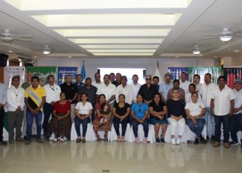 Realizan acto simbólico de pago de incentivos forestales en la Región VIII de Petén