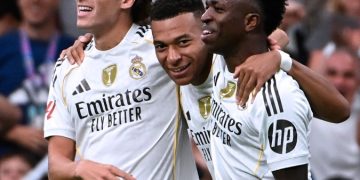Mbappé afianza al Real Madrid al liderato