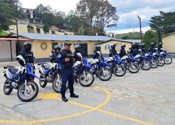La Comisaría de Huehuetenango cuenta ahora con 10 motocicletas y un autopatrulla más para reforzar la seguridad en diferentes sectores de ese departamento.