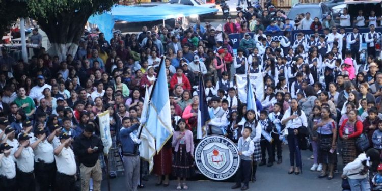 Chimaltenango celebra con orgullo los 204 años de independencia de Guatemala