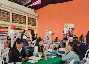 Segunda Feria de Empleo fortalece oportunidades laborales en Sololá