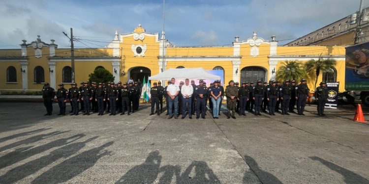 Llegada de nuevos agentes PNC fortalece seguridad en Suchitepéquez