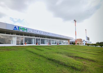 Presidente anuncia avances en certificación internacional del Aeropuerto Mundo Maya