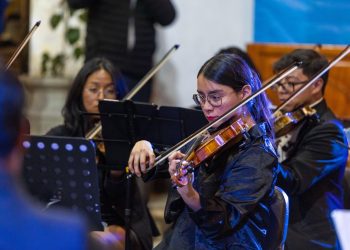 La Sinfónica Regional de Occidente llena de música la Casa Aparicio