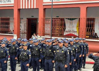 Elementos de PNC refuerzan compromiso con la seguridad y bienestar en Santa Rosa