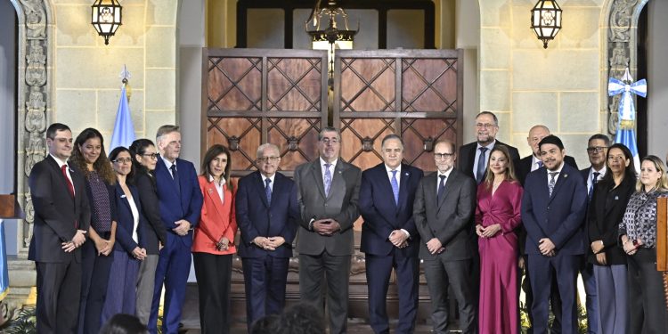Presidente reconoce la labor de las Naciones Unidas a 80 años de su creación. / Foto: Alvaro Interiano.