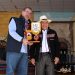 El presidente Bernardo Arévalo comparte con autoridades ancestrales de San Cristóbal Totonicapán, durante la firma de agenda para el desarrollo de ese municipio.