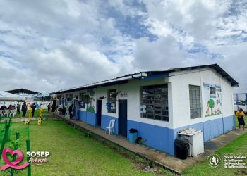La Secretaría de Obras Sociales de la Esposa del Presidente inaugura CADI en Chimaltenango.