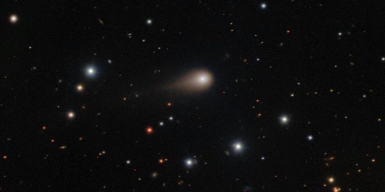 El cometa interestelar 3I/ATLAS alcanzó este jueves su punto más cercano a la Tierra y continúa su viaje hacia el Sol.