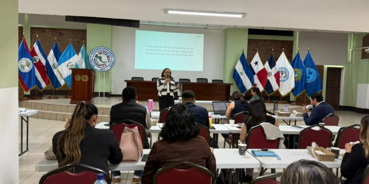 El MSPAS desarrolló un taller especializado dirigido a profesionales Químicos-Biólogos a cargo de laboratorios clínicos. (Foto: MSPAS)