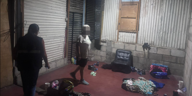 De acuerdo con los protocolos, cuando la PGN recibe una denuncia sobre un niño, niña o adolescente en peligro, un equipo multidisciplinario acude al lugar para verificar la situación. / Foto: PGN