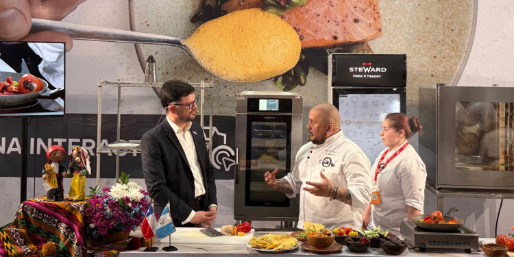 Guatemala presenta su oferta exportable en la Feria Internacional Espacio Food Service, en Chile