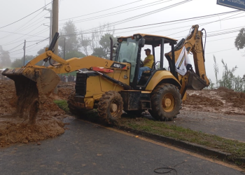 Derrumbe en el kilómetro 24 de la ruta a El Salvador./Foto: Covial.