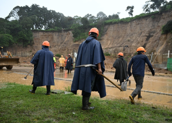 Concluye el primer día de labores en el km 24 de carretera a El Salvador. / Foto: Byron de la Cruz.