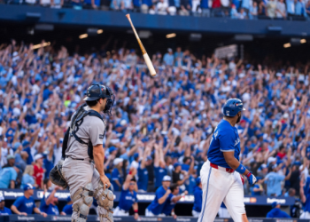 ¡El Bronx se tiñe de azul! Blue Jays elimina a los Yankees de la postemporada 2025