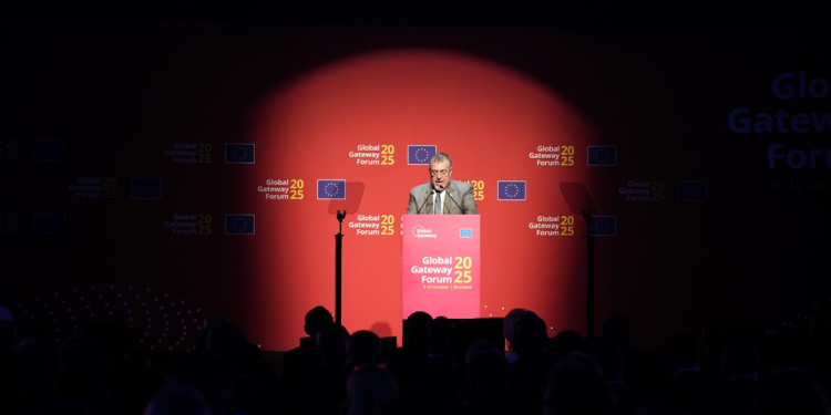 Presidente Bernardo Arévalo destaca avances en economía y lucha contra la corrupción en el Global Gateway Forum