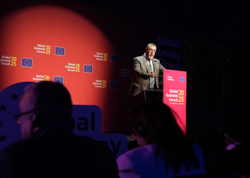 Presidente agradece el respaldo de la Unión Europea en defensa de la democracia. (Foto: Willy Aguilar)