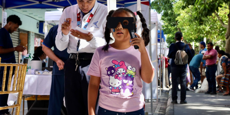 El objetivo del Día Mundial de la Visión es invitar a buscar atención oftalmológica como parte del cuidado preventivo. (Foto: MSPAS)