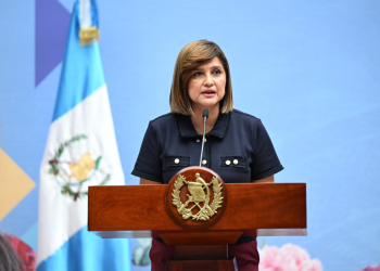 Presidenta en funciones hace un llamado de prevención ante la segunda temporada de lluvias del año. (Foto: Byron de la Cruz)