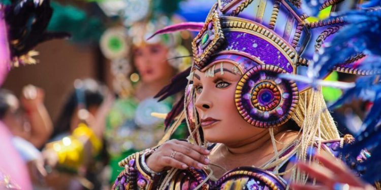 ¡Tradición, color y alegría! El Encuentro de Conviteros 2025 llena de fiesta el Centro Histórico. / Foto: MCD.