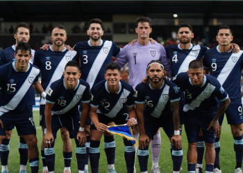 Guatemala deja escapar la victoria en Surinam y complica su camino al Mundial 2026