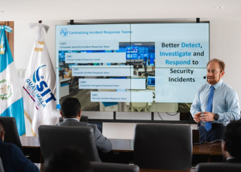 Capacitan a personal para responder a emergencias cibernéticas./Foto: SIT.