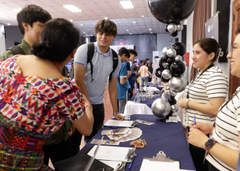 La Feria de Empleo para Vacacionistas se lleva a cabo este 14 y 15 de octubre. (Foto: Dickéns Zamora)