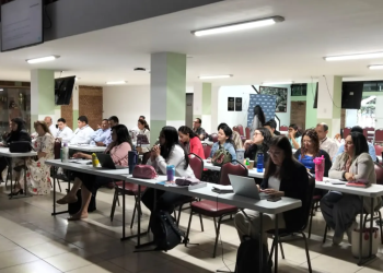 Monitores interinstitucionales fortalecen capacidades para velar por el cumplimiento de la Ley de Comercialización de Sucedáneos de la Leche Materna. (Foto: MSPAS)