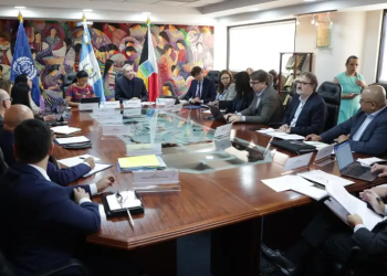 Comisión tripartita sin consenso en fijación de salario mínimo