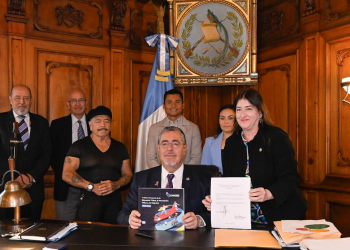 Firma de la Política Nacional de la Educación Física, la Recreación Física y del Deporte