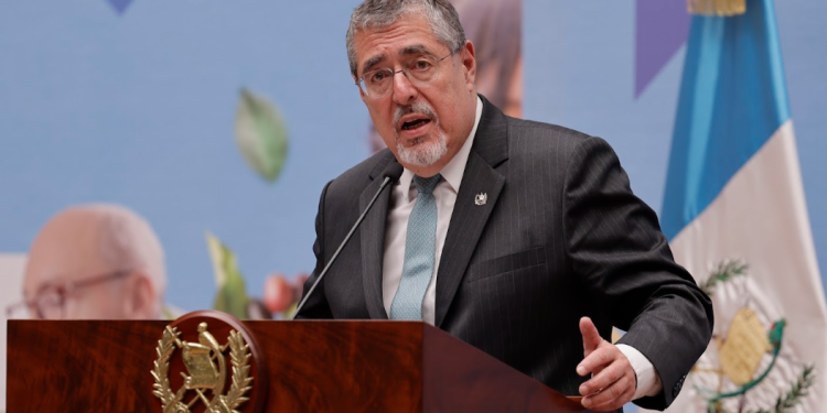 Presidente Bernardo Arévalo compartió este martes los avances y acciones implementadas por su gobierno en materia de seguridad. / Foto: Byron de la Cruz