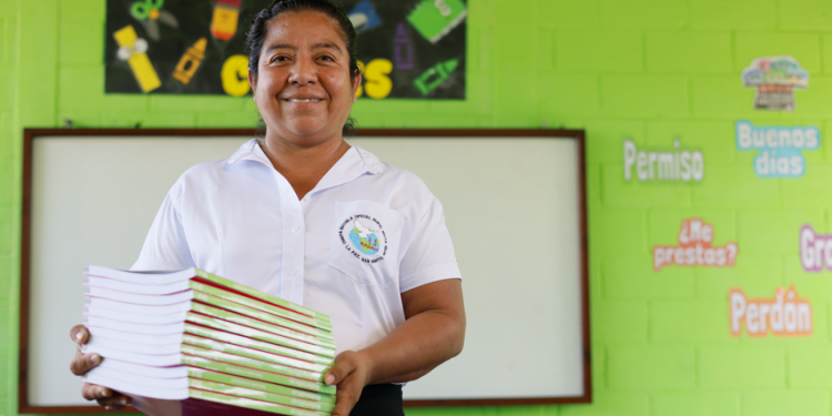 Mineduc abre convocatoria de becas para docentes de idiomas nacionales. (Foto: Gilbert García)